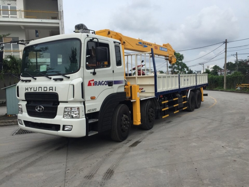 HYUNDAI HD320