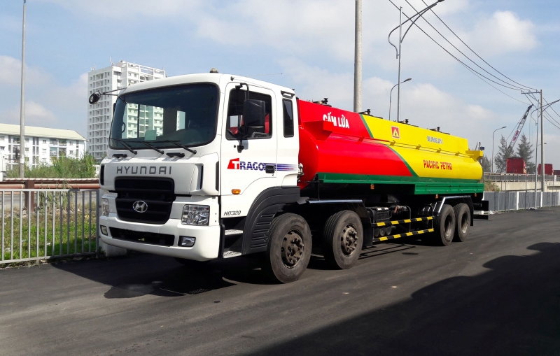 HYUNDAI HD320