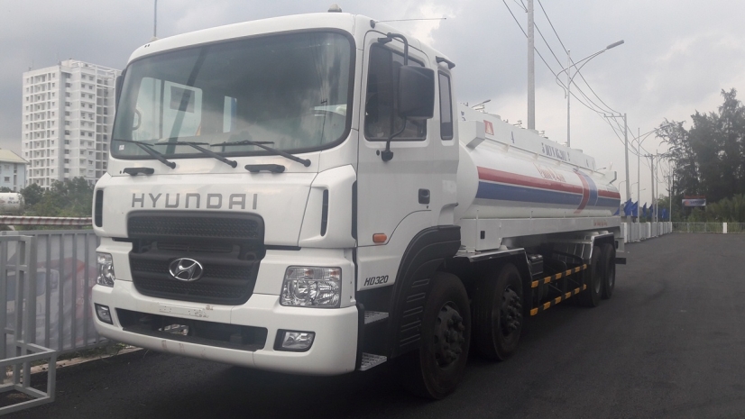 HYUNDAI HD320