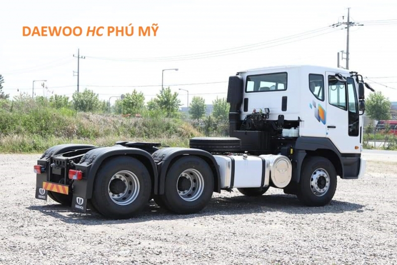 ĐẦU KÉO DAEWOO ĐỘNG CƠ 350PS